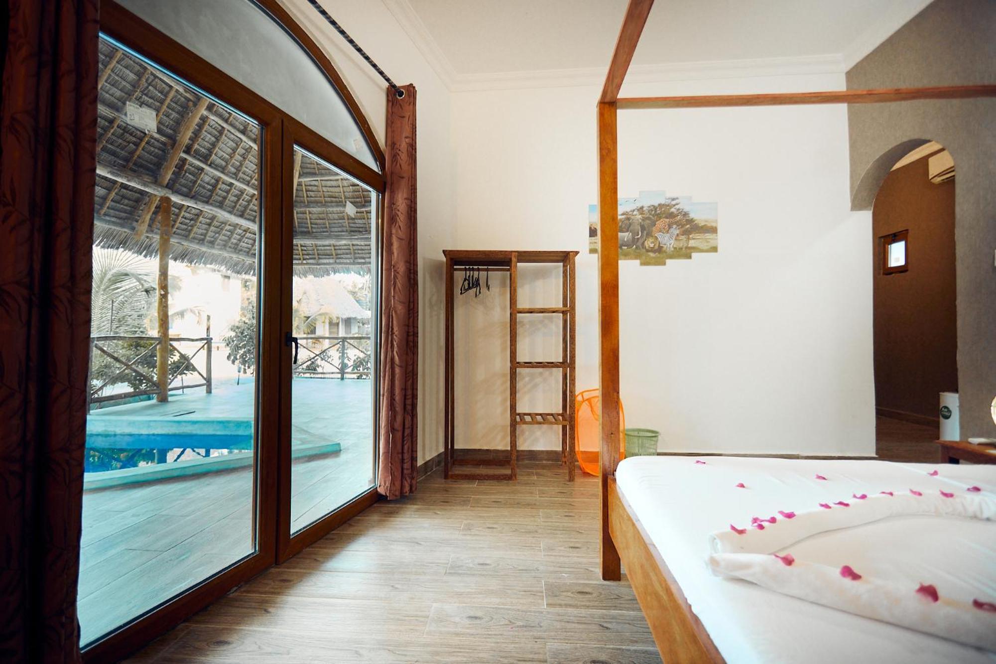 Emerald Dreams Boutique Hotel Michamvi Exteriör bild